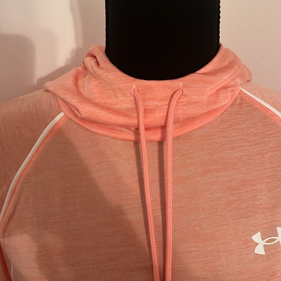 Pink under armor thin hoodie - Picture 6 of 8
